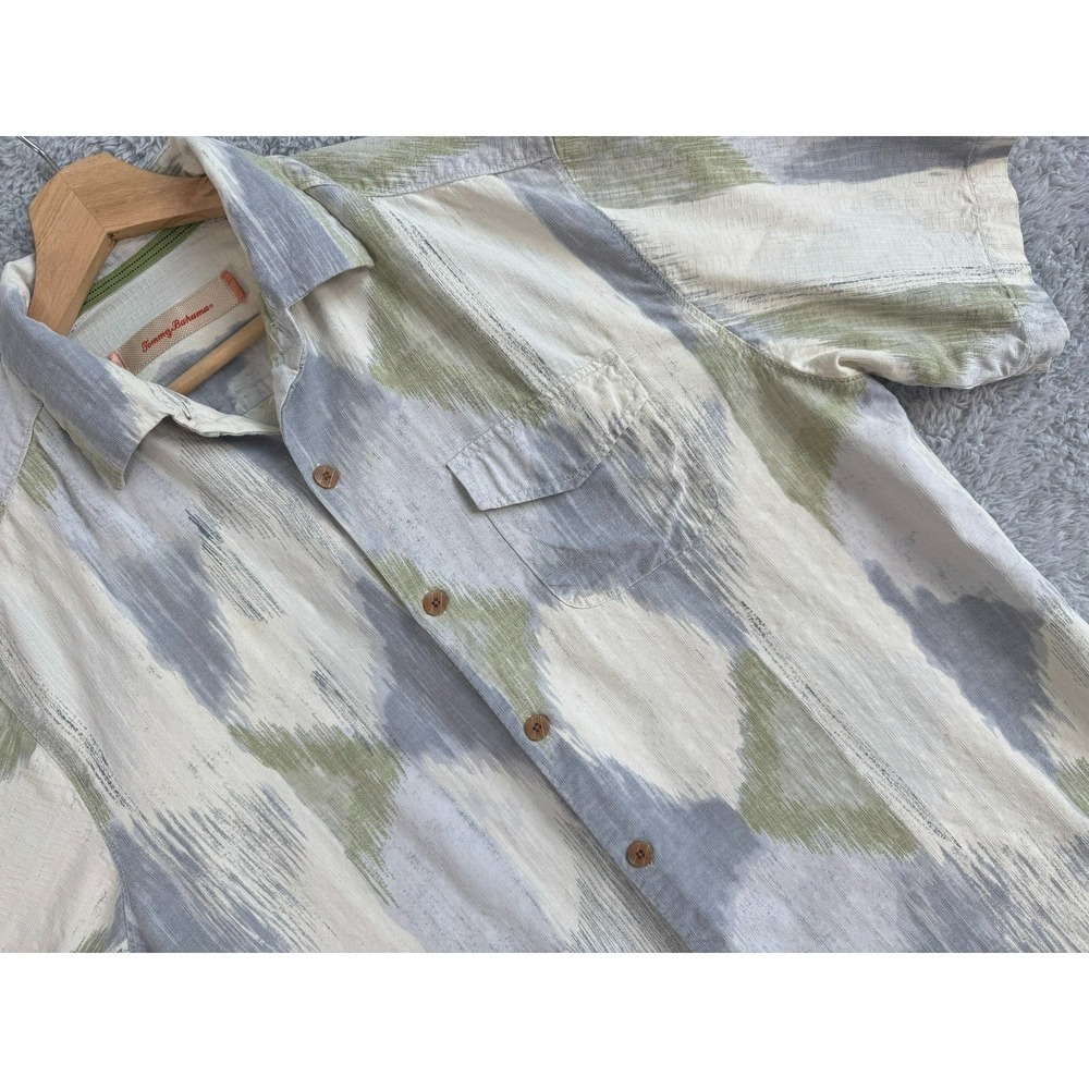 Tommy Bahama Men's Medium White Silk Short Sleeve Shirt 100% Silk